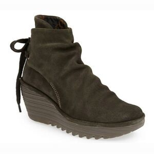 Fly London Yama OD Olive Drab Avocado Green Suede Leather Platform Wedge Booties